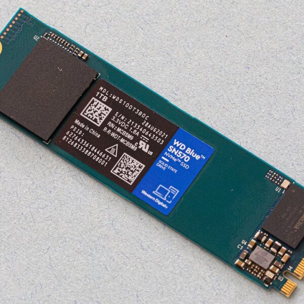 SSD NVME M2 500 DA SN 570(En configuration seulement)